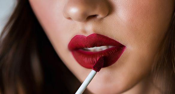Diwali: Lipstick Hacks for a perfect festive look|Karuwakispeaks